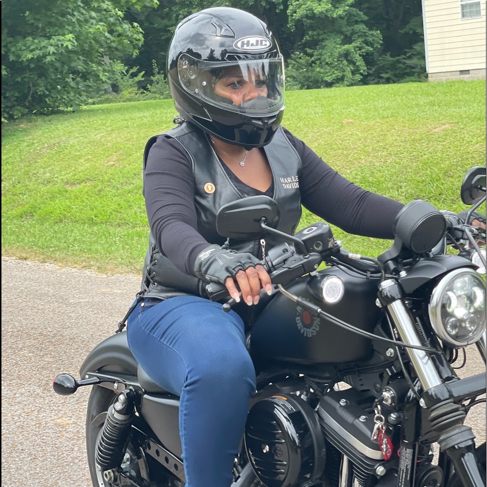 Meet your Posher, Beverly